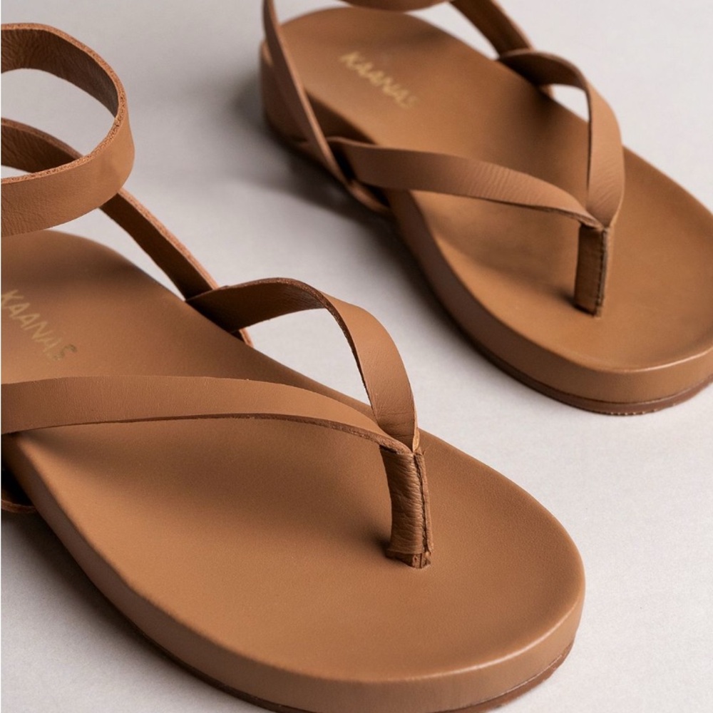 Kaanas Tan Leather Sandals